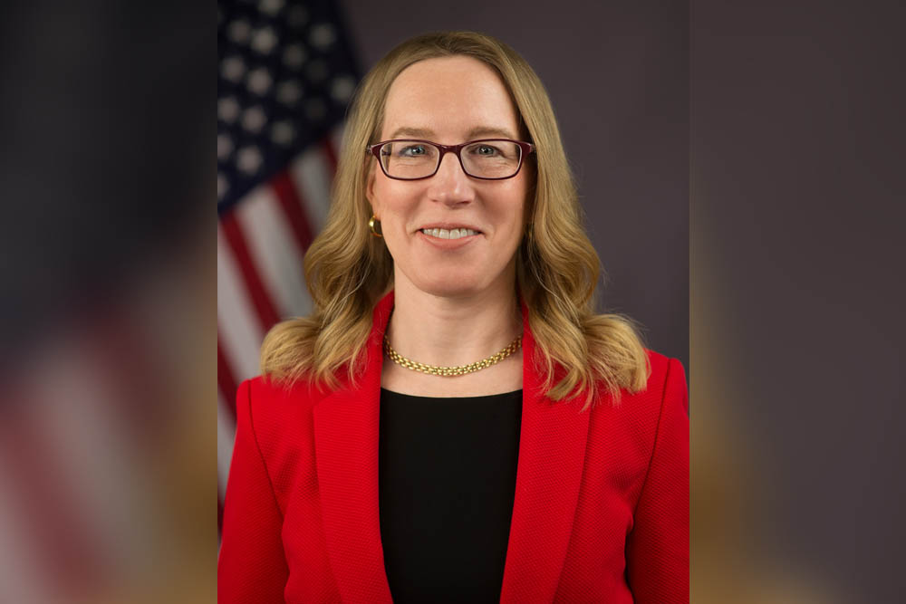 sec commissioner on crypto regulations